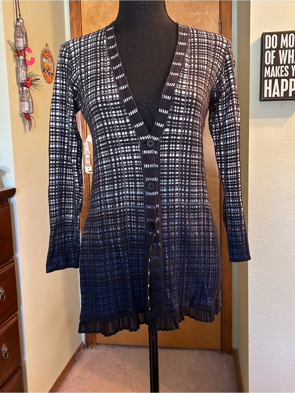 Nic+Zoe blue white ombré grid plaid cardigan v-neck long sleeve with ruffles PP